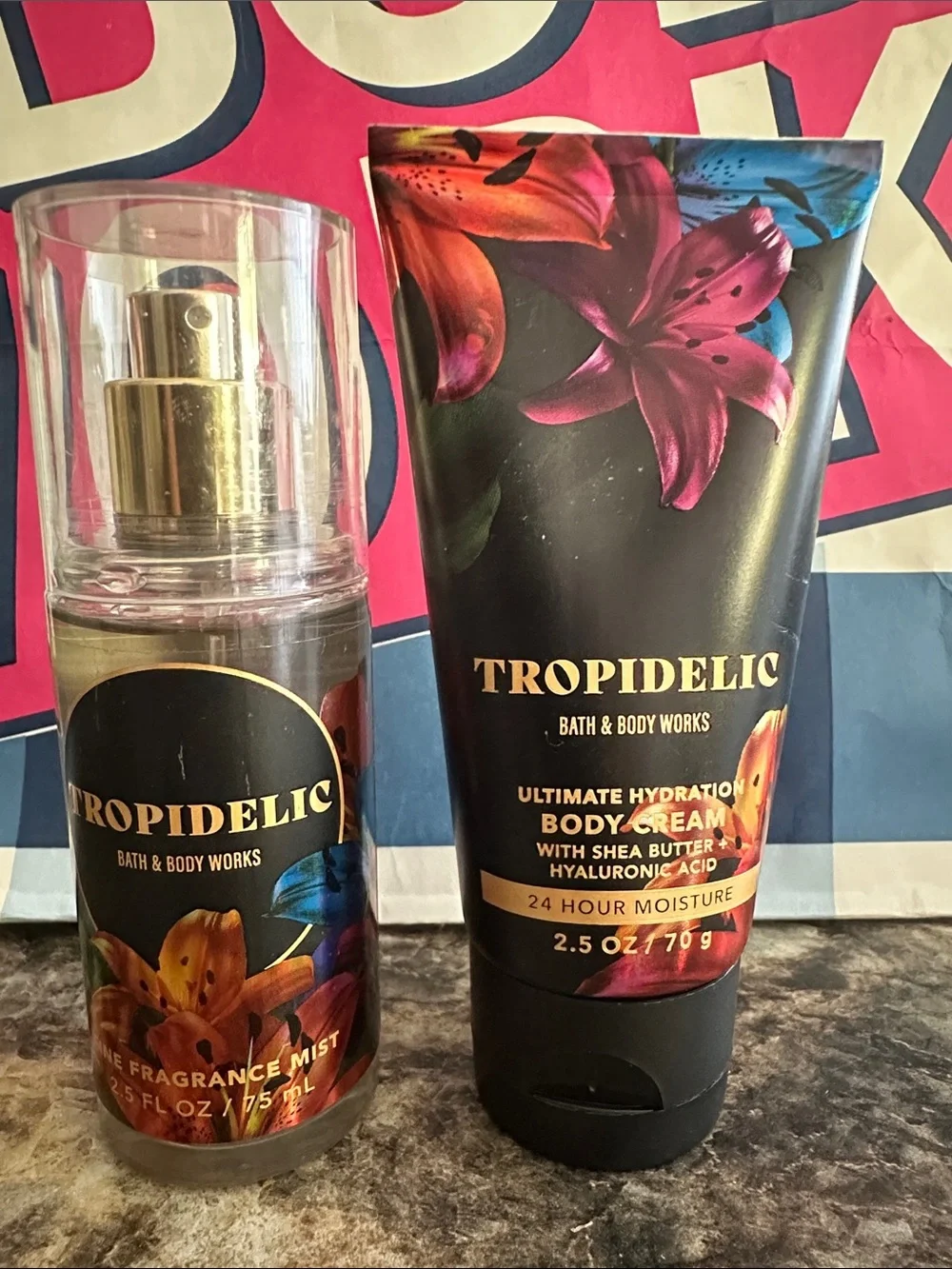 Bath & Body Works Tropidelic   travel size
